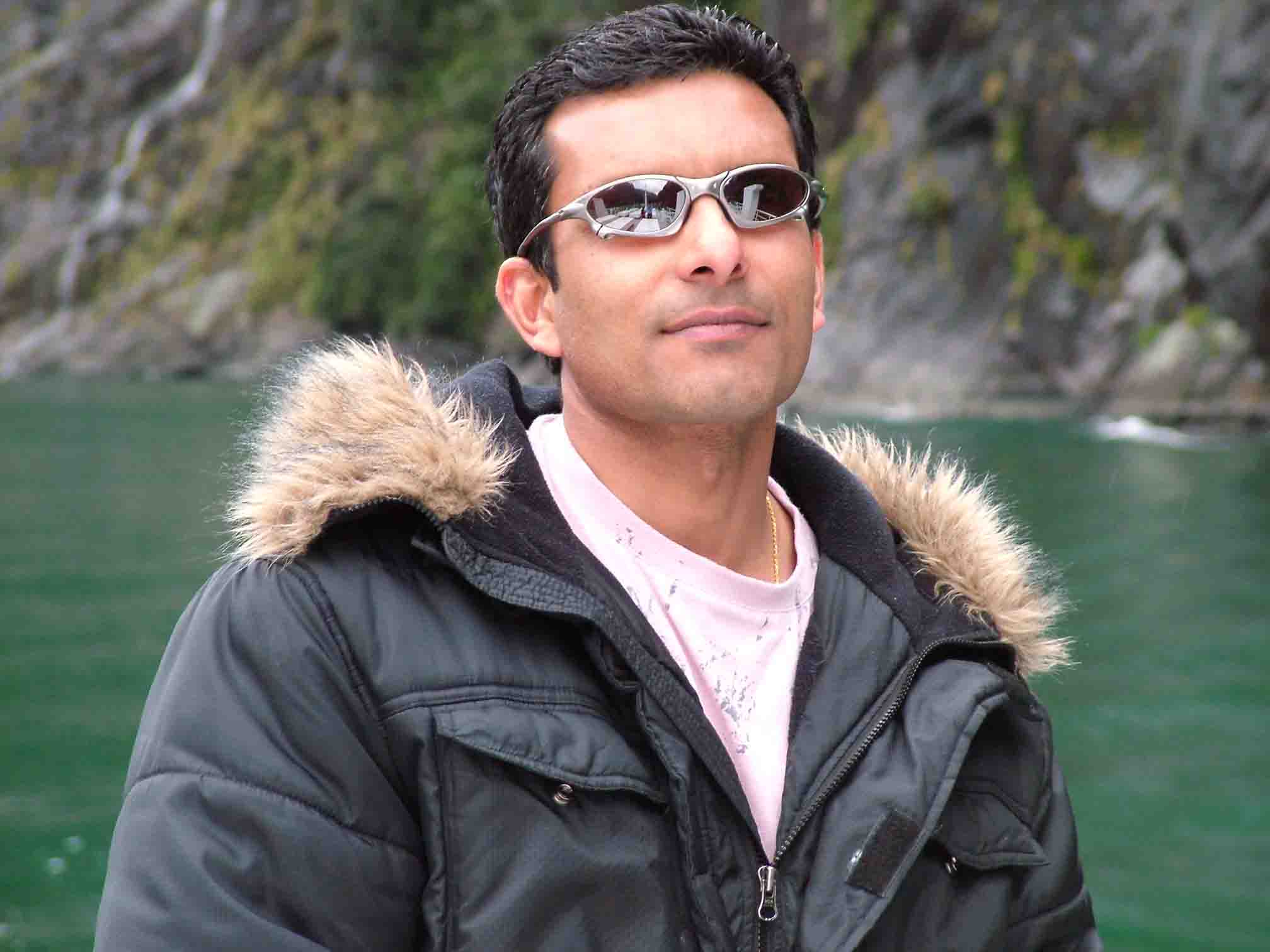DJ Desi